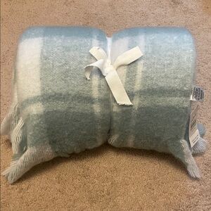 LOFT Soft Blue and White Plaid Throw Blanket